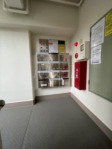 20/28 エントランス