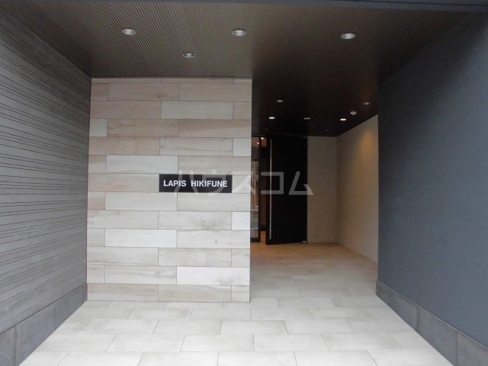 17/22 エントランス