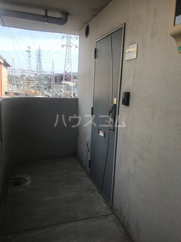 15/17 エントランス