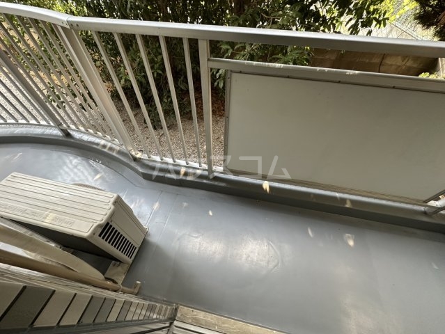 25/30 バルコニー