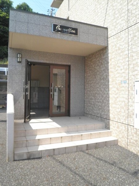 20/22 エントランス