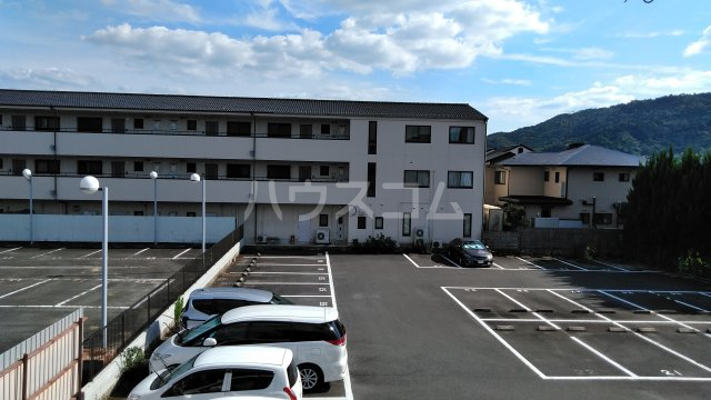 4/8 駐車場