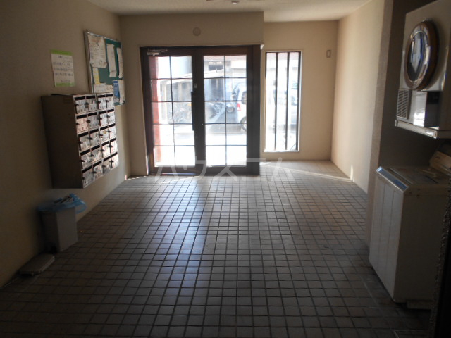 2/10 エントランス