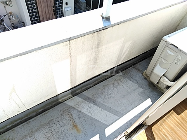 21/30 バルコニー