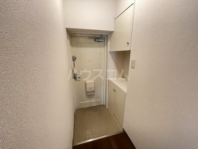 13/30 玄関