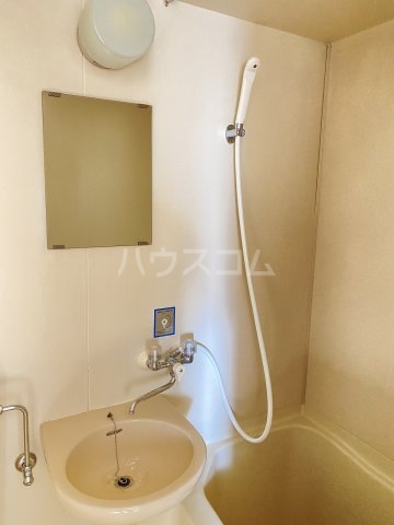 13/30 洗面