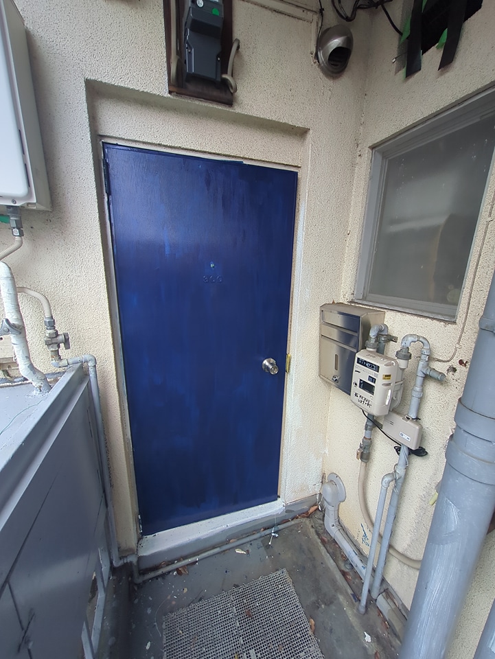 19/30 エントランス