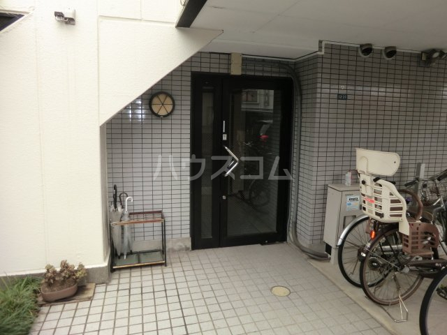 29/30 エントランス