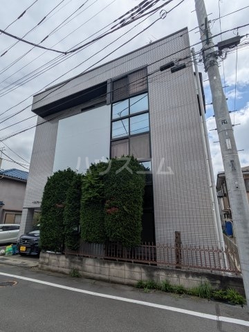 2/10 外観