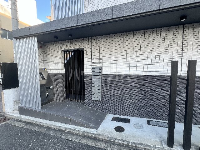 29/30 エントランス