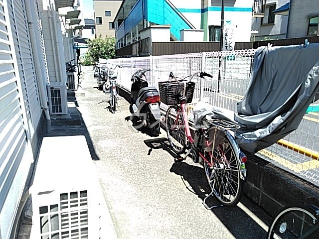 15/25 エントランス