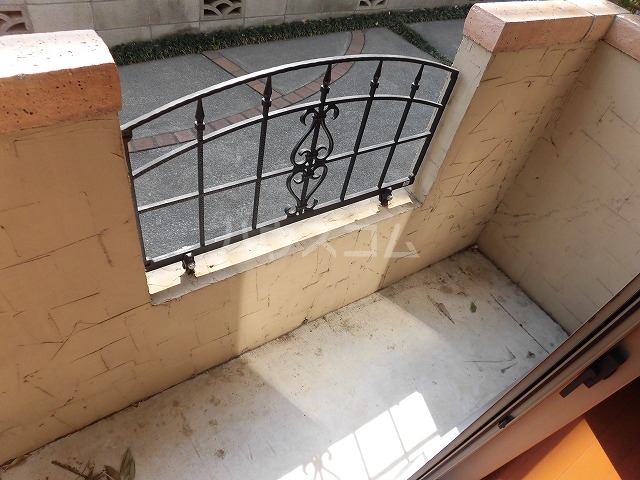 17/30 バルコニー