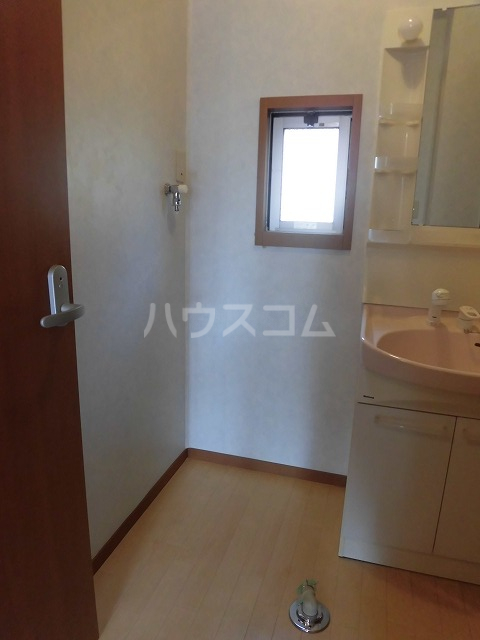 15/30 洗面