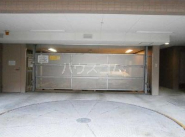 2/2 駐車場