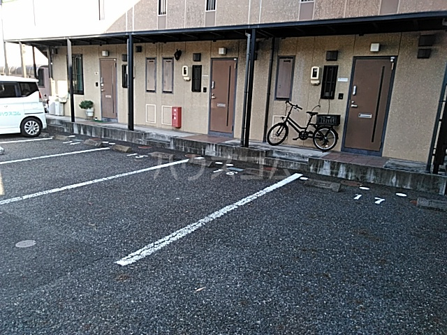 16/19 駐車場