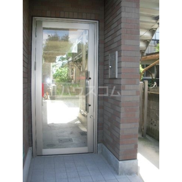 2/10 エントランス