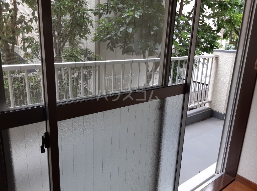 17/27 バルコニー