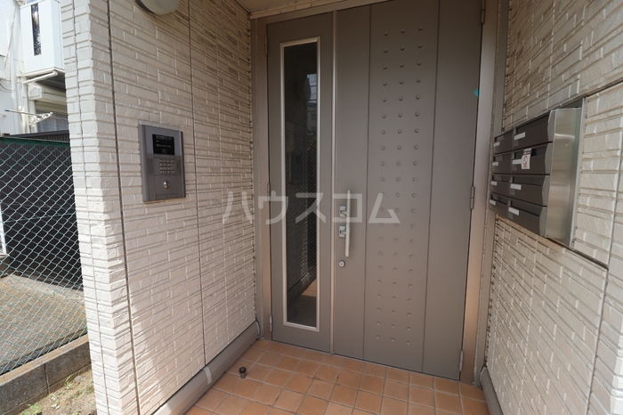 17/21 エントランス