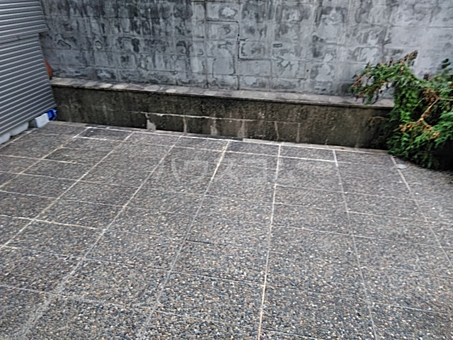 20/30 バルコニー