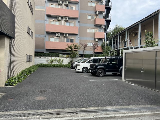 24/30 駐車場