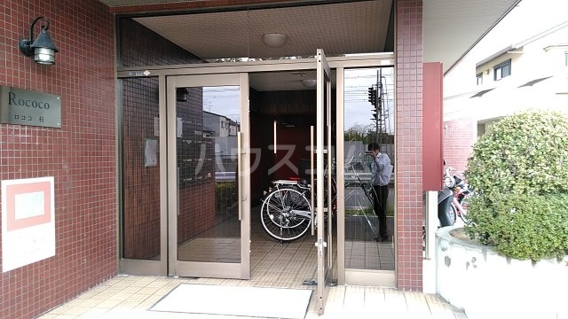 29/30 エントランス