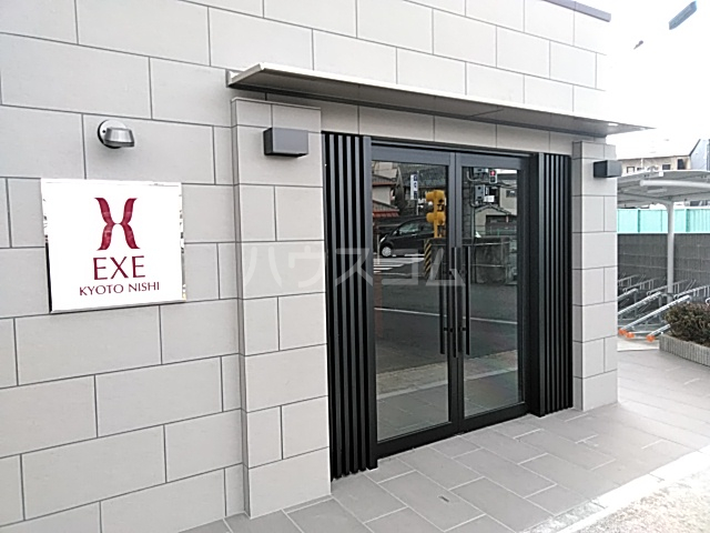 26/30 エントランス