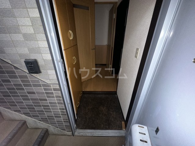14/30 玄関