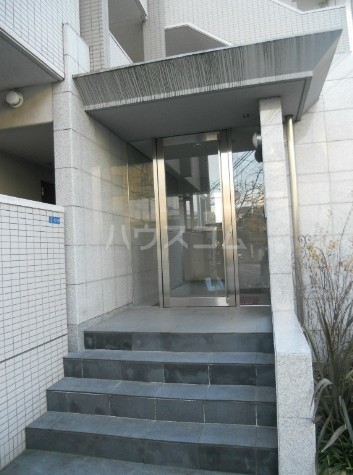 15/20 エントランス