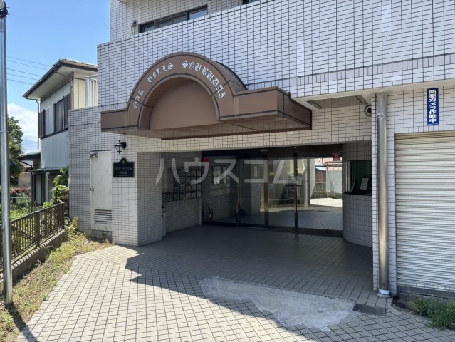 3/4 エントランス