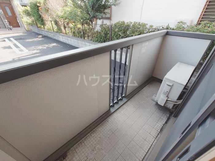 16/27 バルコニー