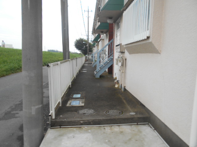 21/30 エントランス