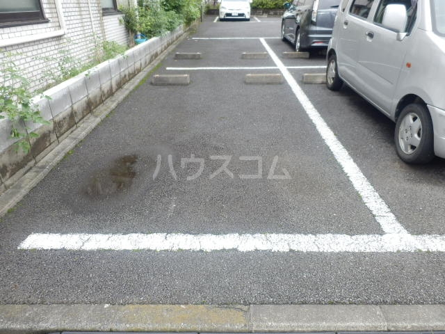 22/29 駐車場