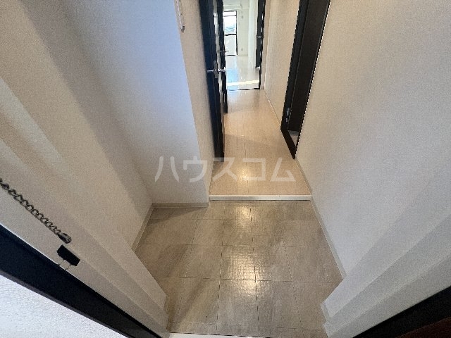 13/30 玄関