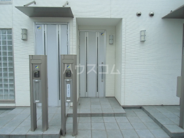 15/21 エントランス