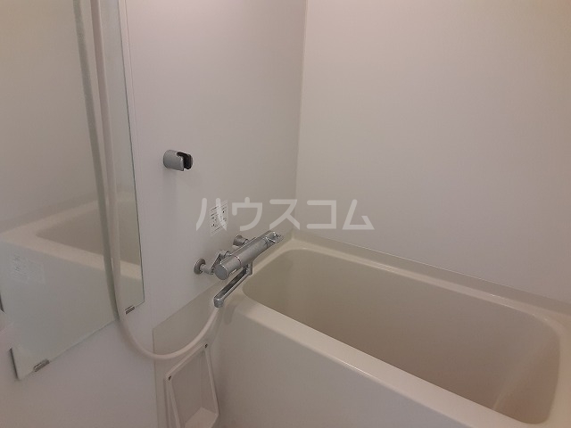 13/28 浴室