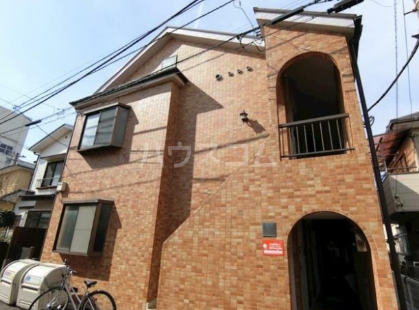 18/28 エントランス