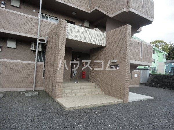 21/24 エントランス