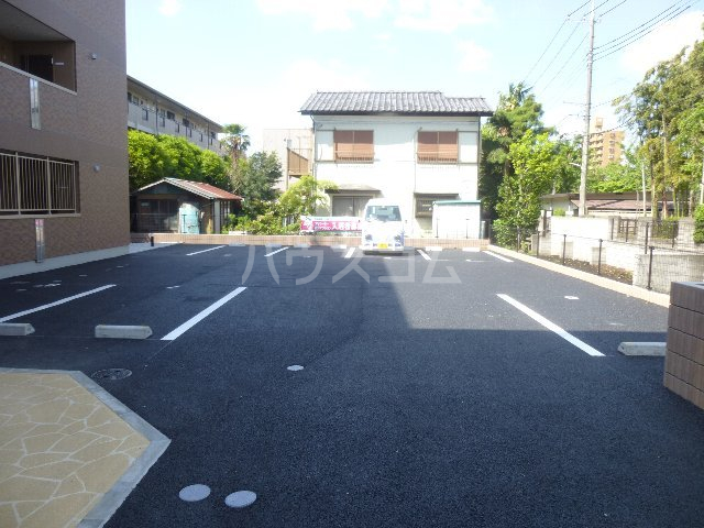 20/23 駐車場
