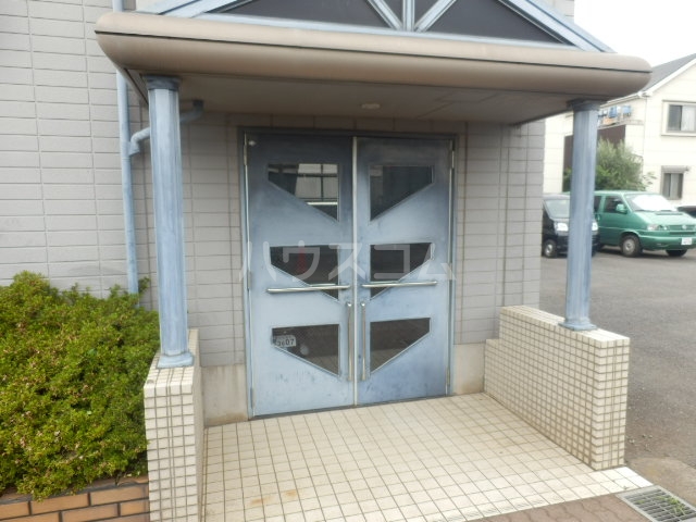 2/13 エントランス