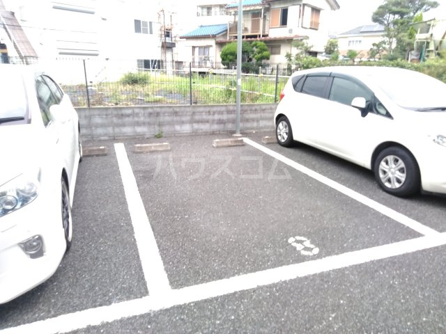 19/26 駐車場