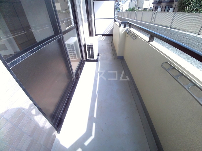 13/30 バルコニー