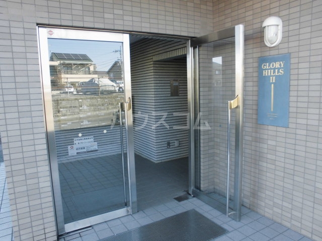 20/30 エントランス