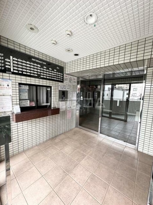 15/24 エントランス