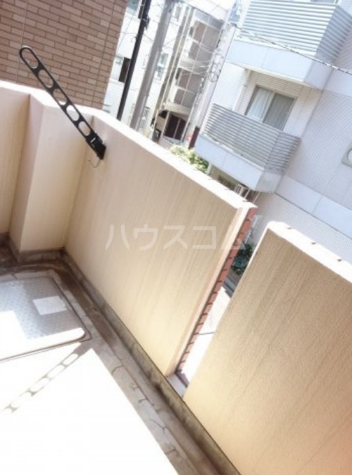 19/30 バルコニー