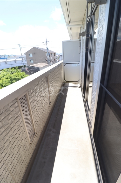 16/22 バルコニー