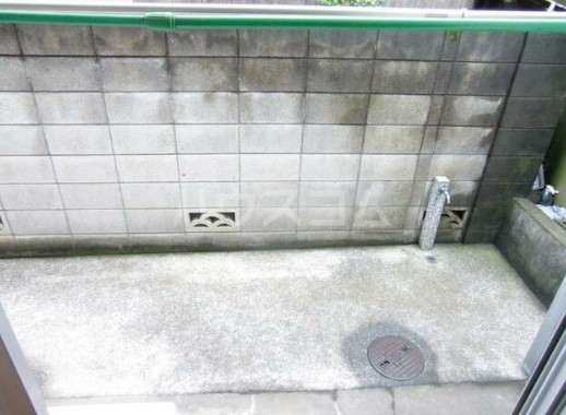 15/28 バルコニー