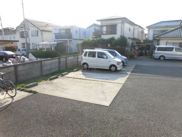 2/11 駐車場
