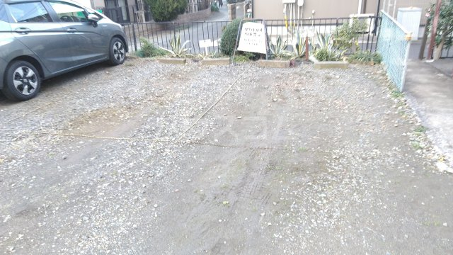 2/10 駐車場