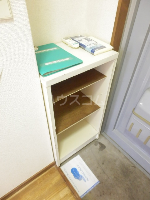 21/27 エントランス