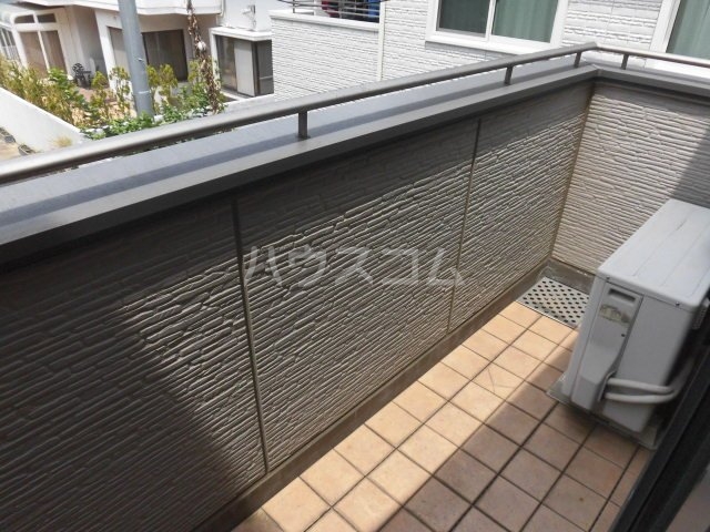 15/28 バルコニー